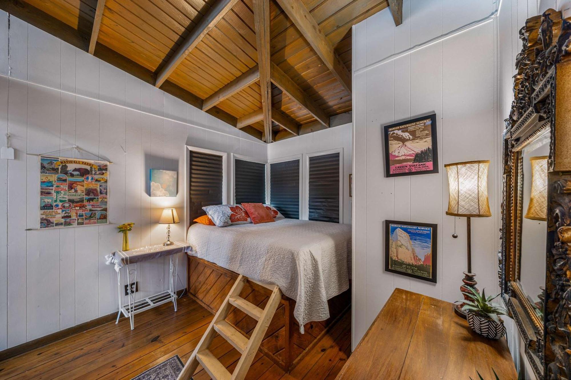 Rubys Roost Villa Mentone Exterior photo