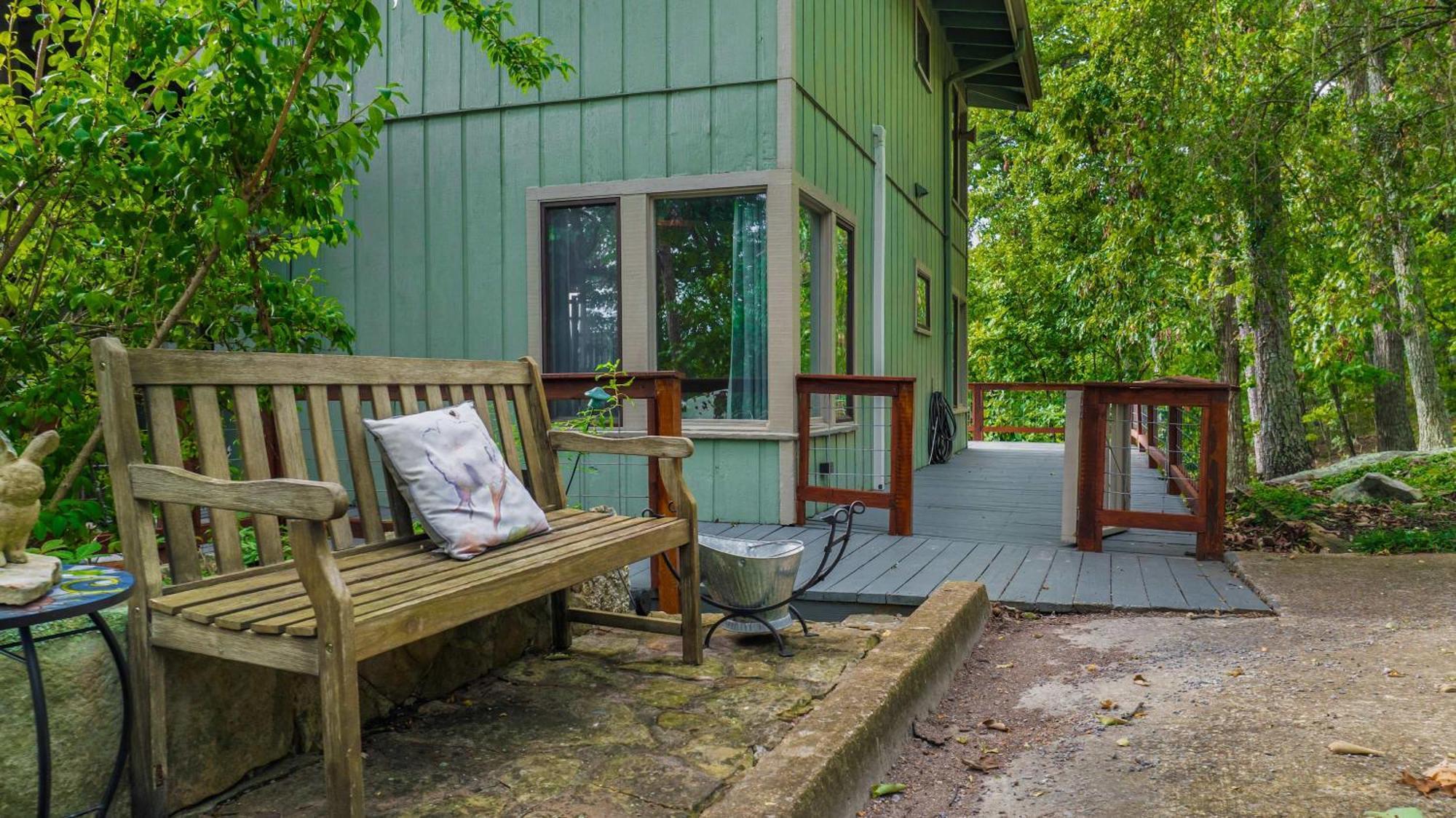 Rubys Roost Villa Mentone Exterior photo